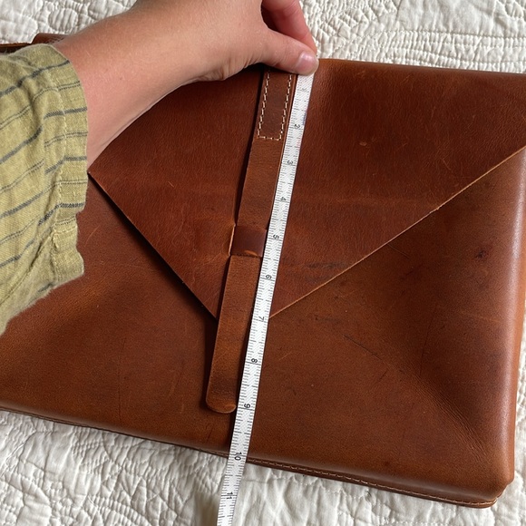 Handmade Greek leather messenger envelope bag - Picture 16 of 16